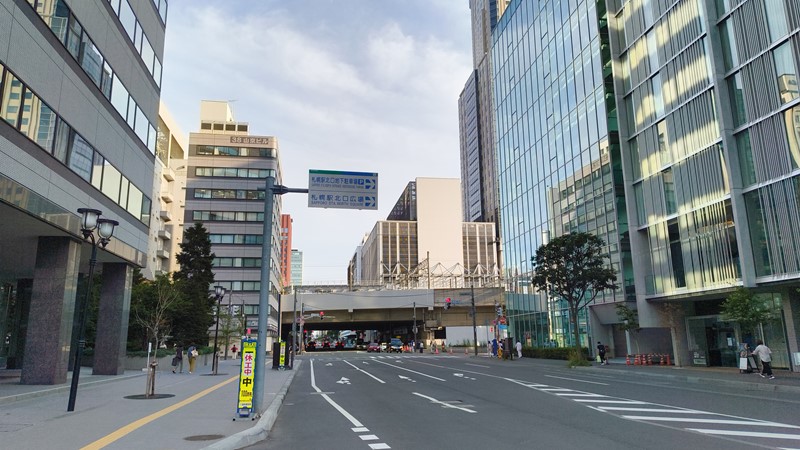 屋外日中