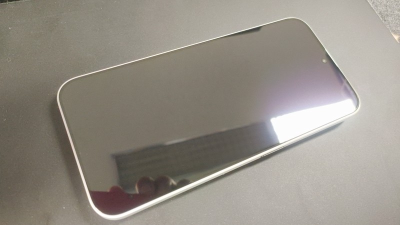 iPhone16 Pro Max用画面プロテクター
